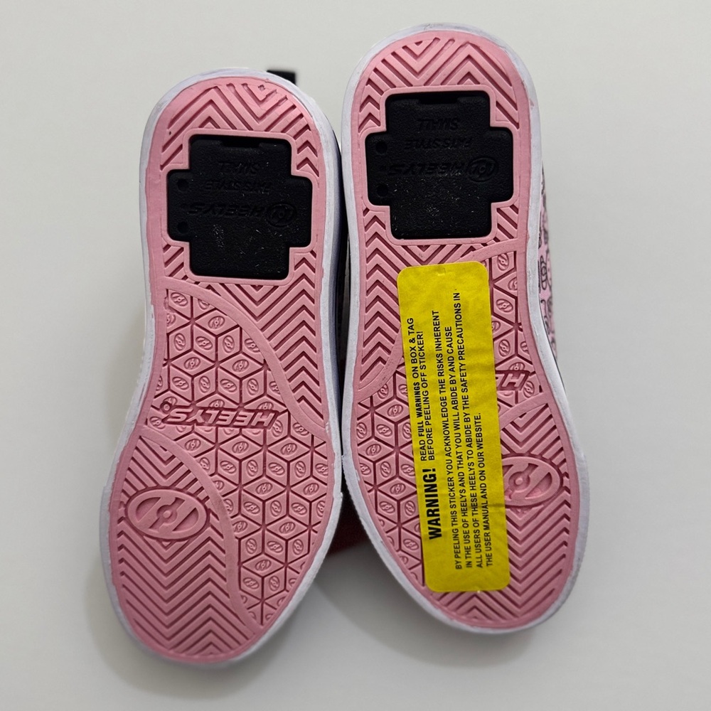 Heeley’s Heeley’s Pro 20 Hello Kitty Size 13C - Picture 7 of 7